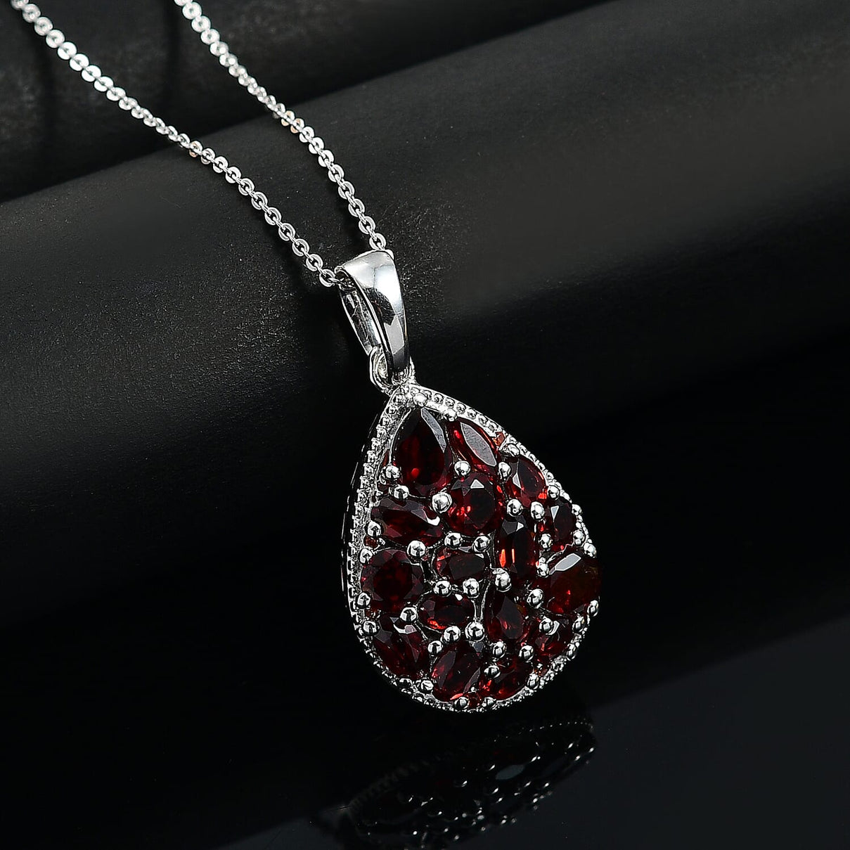 Red Garnet Pendant with Chain (Size 20) in Rhodium Overlay Sterling Silver 4.90 Ct, Silver Wt. 5.90 Gms. 4339898 3