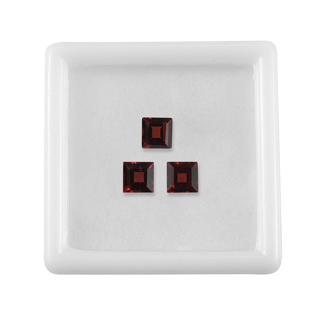 Red Garnet Square 5 mm