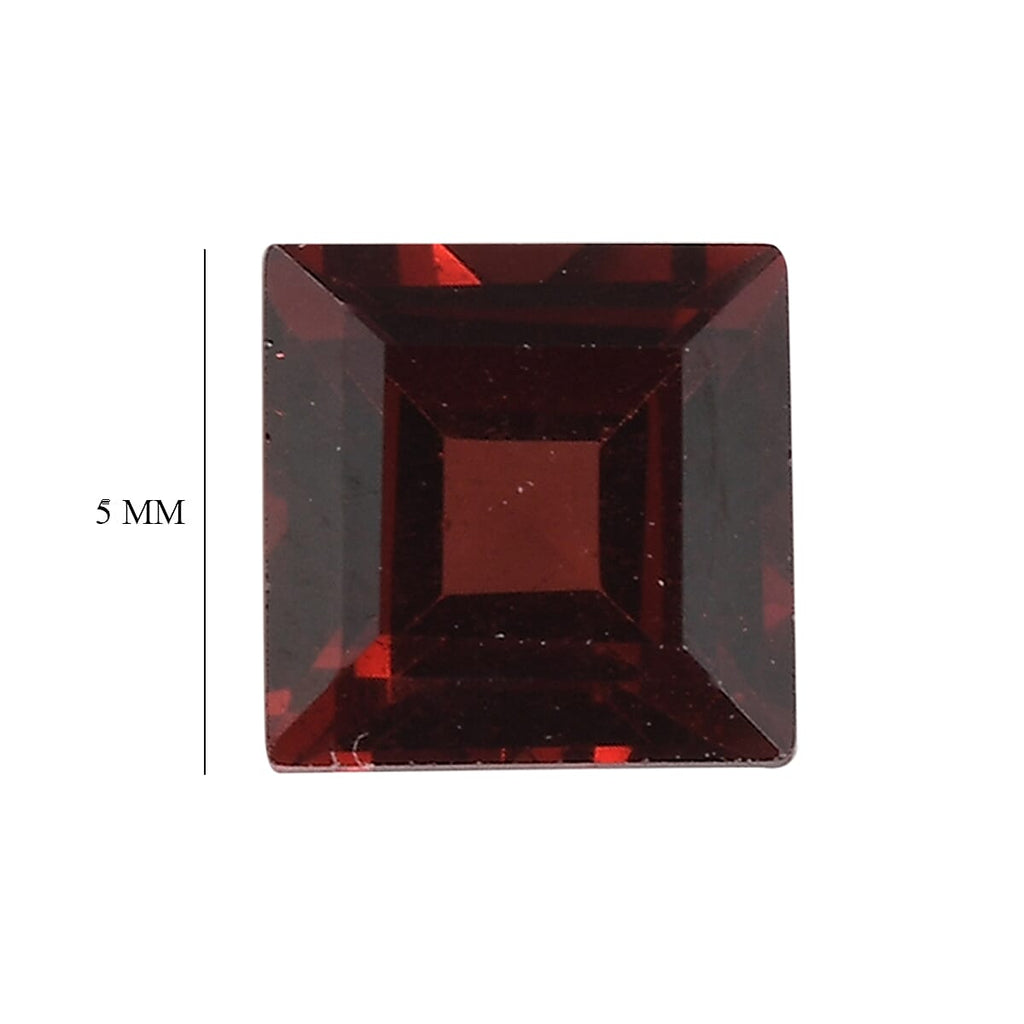 Red Garnet Square 5 mm