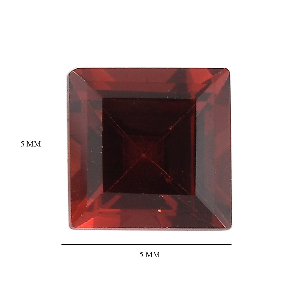 Red Garnet Square Gemstone 2 Ct. - 5 mm
