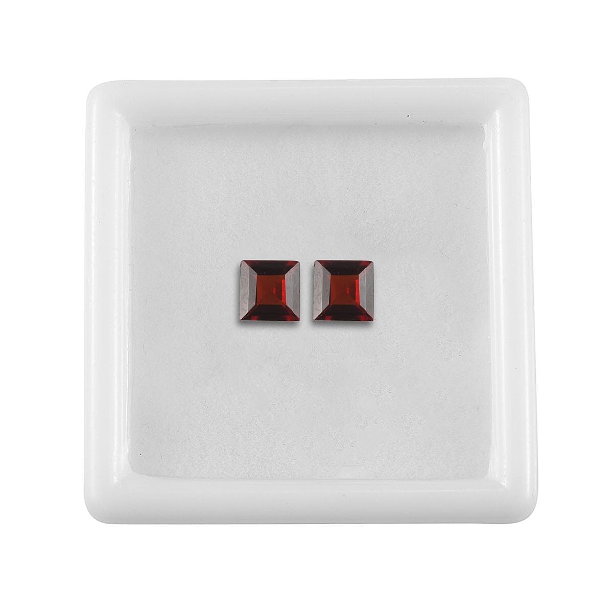 Set of 2 A Red Garnet Loose Gemstones in Square Shape (6mm) 2.33 ct. 8025573 3