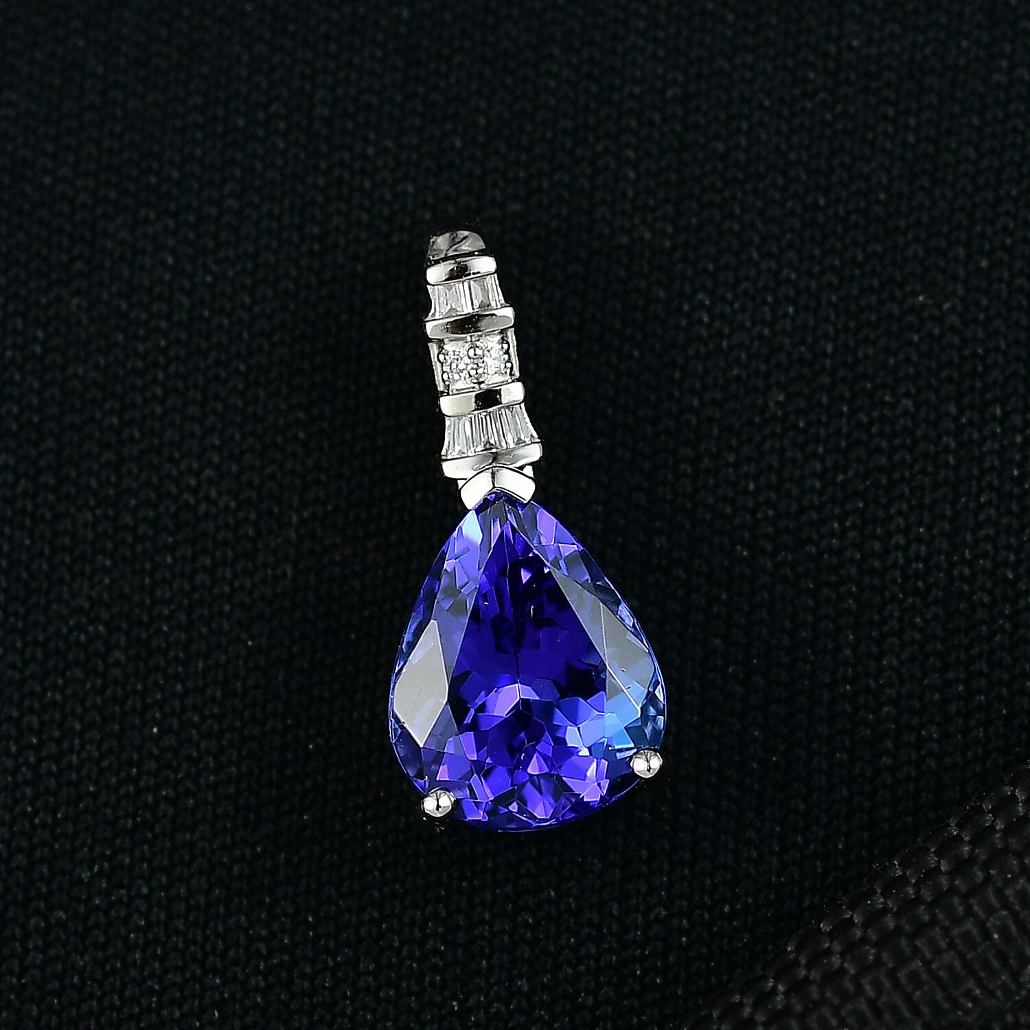 Rhapsody 2.4 Ct. AAAA Tanzanite &amp; White Diamond (VS-EF) Pendant in 950 Platinum 8251605 2
