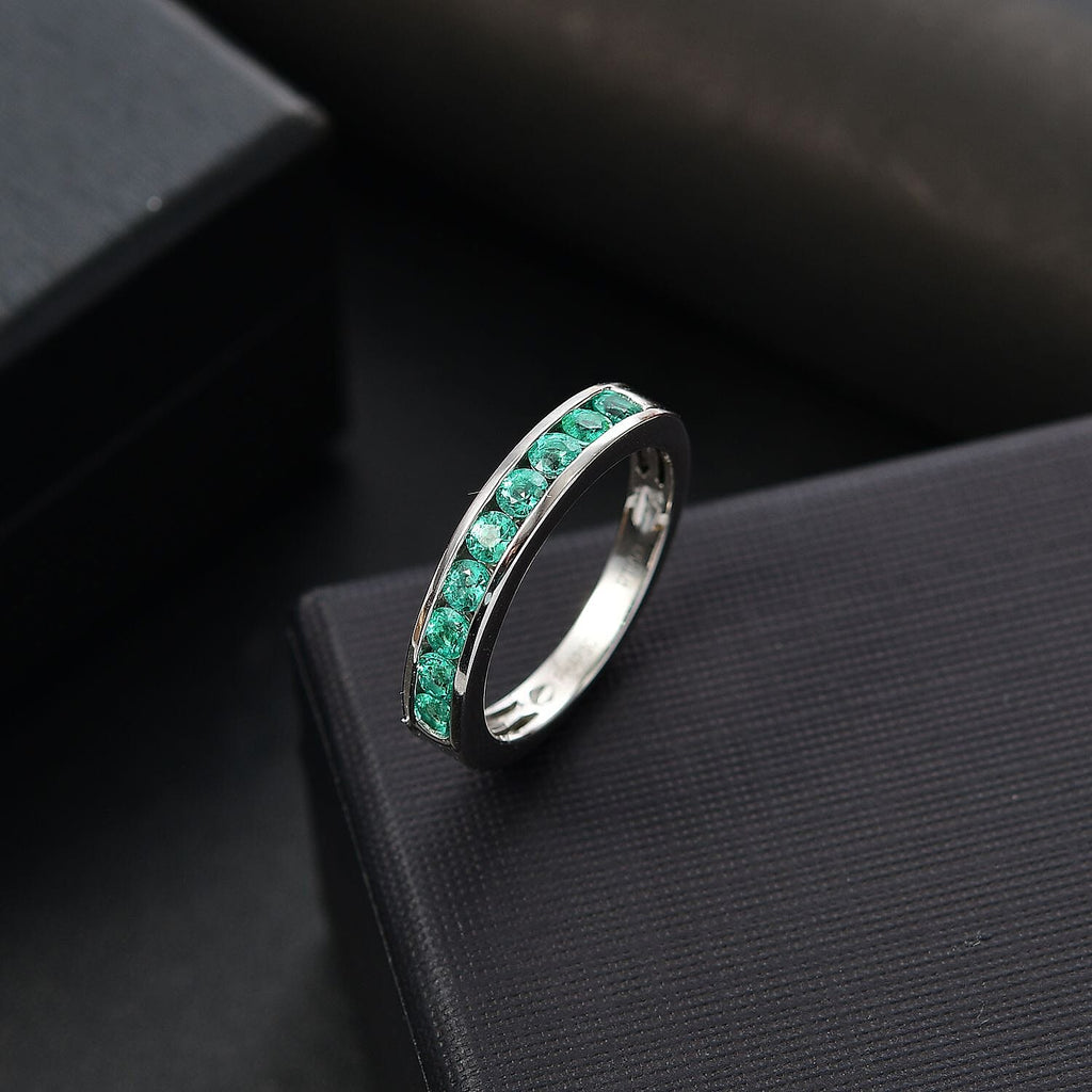 Extreme Rare Find - Rhapsody 950 Platinum AAAA Muzo Colombian Emerald Band Ring  Platinum Wt. 6.04 Gms.