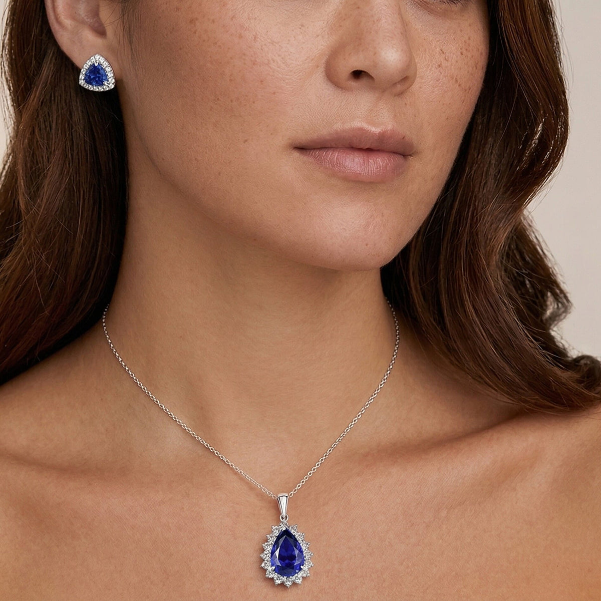 Managing Director Special - DOORBUSTER DEAL - Rhapsody 950 Platinum AAAA Tanzanite &amp; Natural Diamond (VS/EF) Pendant 11.34 Ct, Platinum Wt. 5.46 Gms. 8304831 8