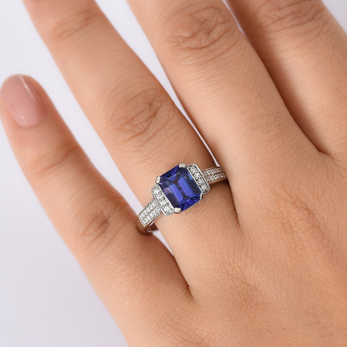 Certified &amp; Appraised RHAPSODY 950 Platinum AAAA Tanzanite, White Diamond VS-EF Ring, 3.10  Ct. 8095002 4