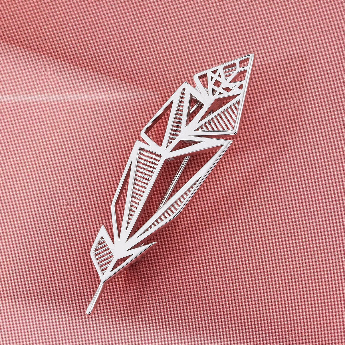 Treasure of Siam - Rhodium Overlay Sterling Silver Brooch, Silver Wt. 4.09 Gms. 8239338 1