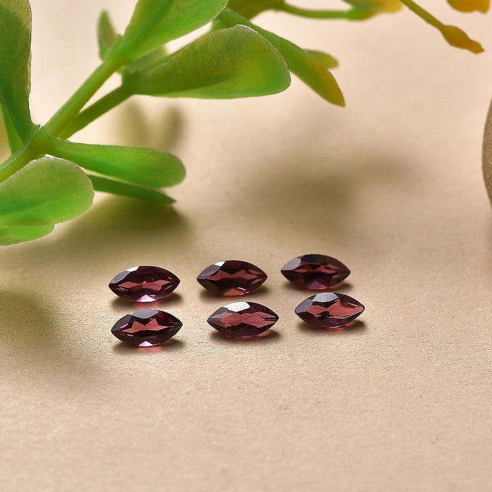 Rhodolite Garnet Marquee 5X2.5 mm Gemstone, 1.15 Ct 8511566 2