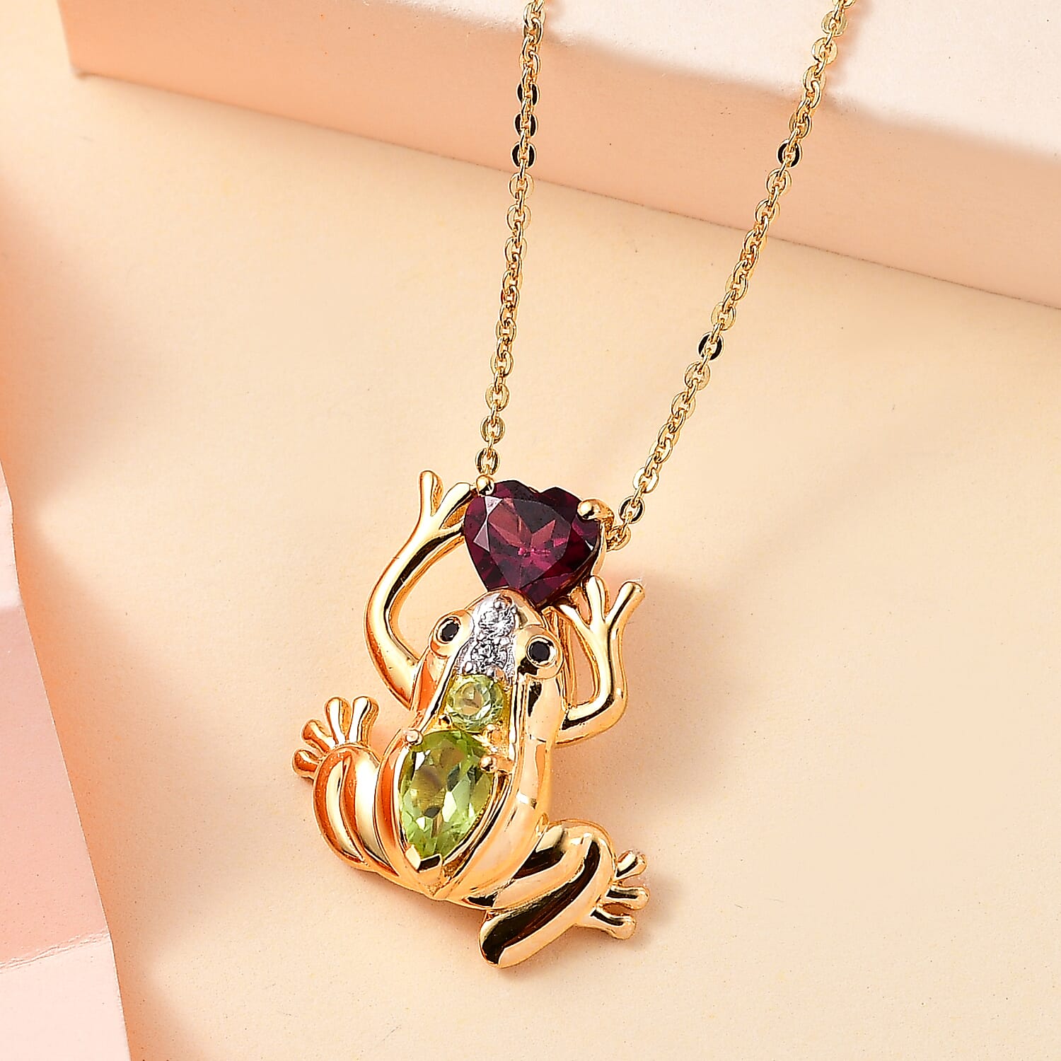 GP Italian Garden Collection - Rhodolite Garnet and Peridot Frog Pendant with Chain (Size 20) in 18K Yellow Gold Vermeil Plated Sterling Silver 4276918 3