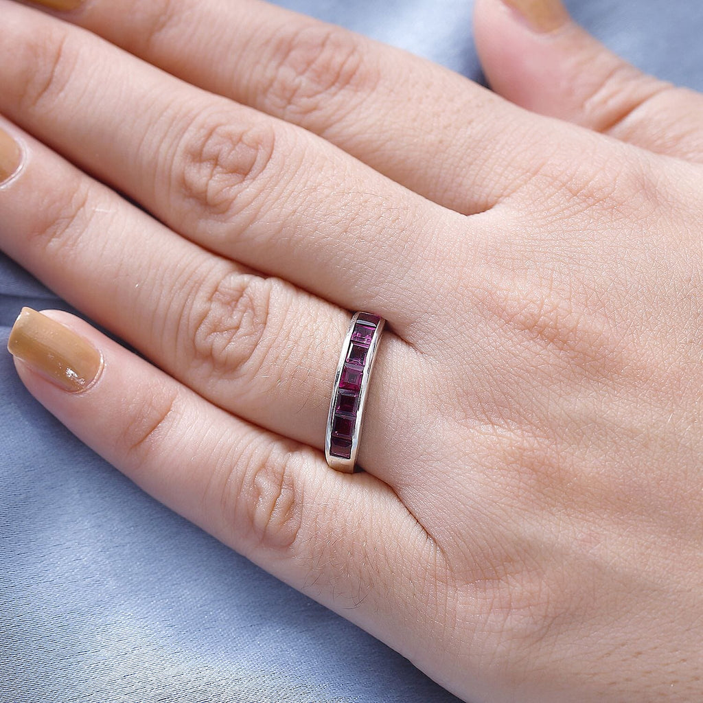 Rhodolite Garnet  Band Ring in Platinum Overlay Sterling Silver 1.47 Ct