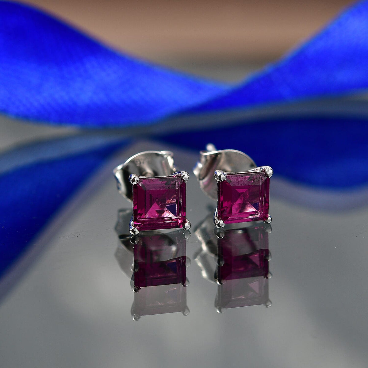 Rhodolite Garnet Solitaire Stud Push Post Earring in Platinum Overlay Sterling Silver 1.56 Ct. V32514758 3