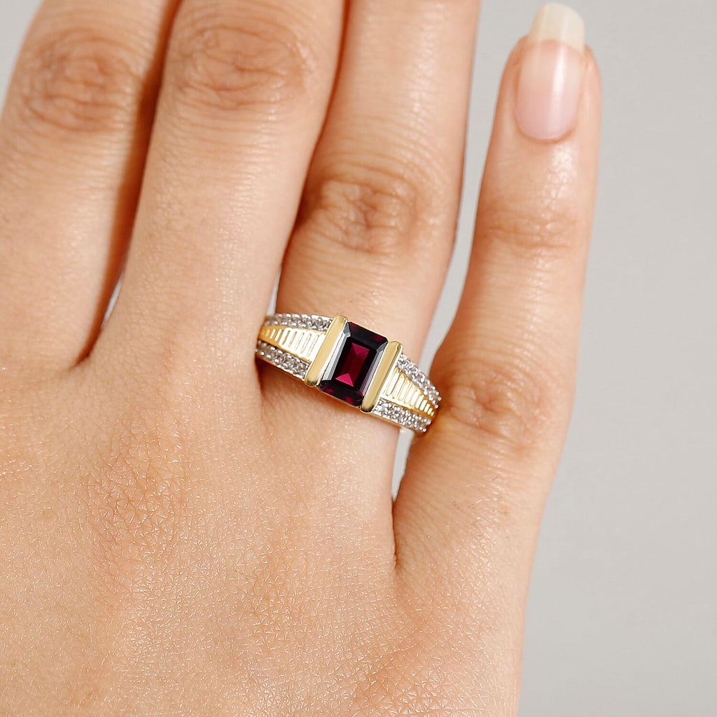 Rhodolite Garnet & White Zircon Ring in 18K Vermeil Yellow Gold Plated Sterling Silver 2.26 Ct.