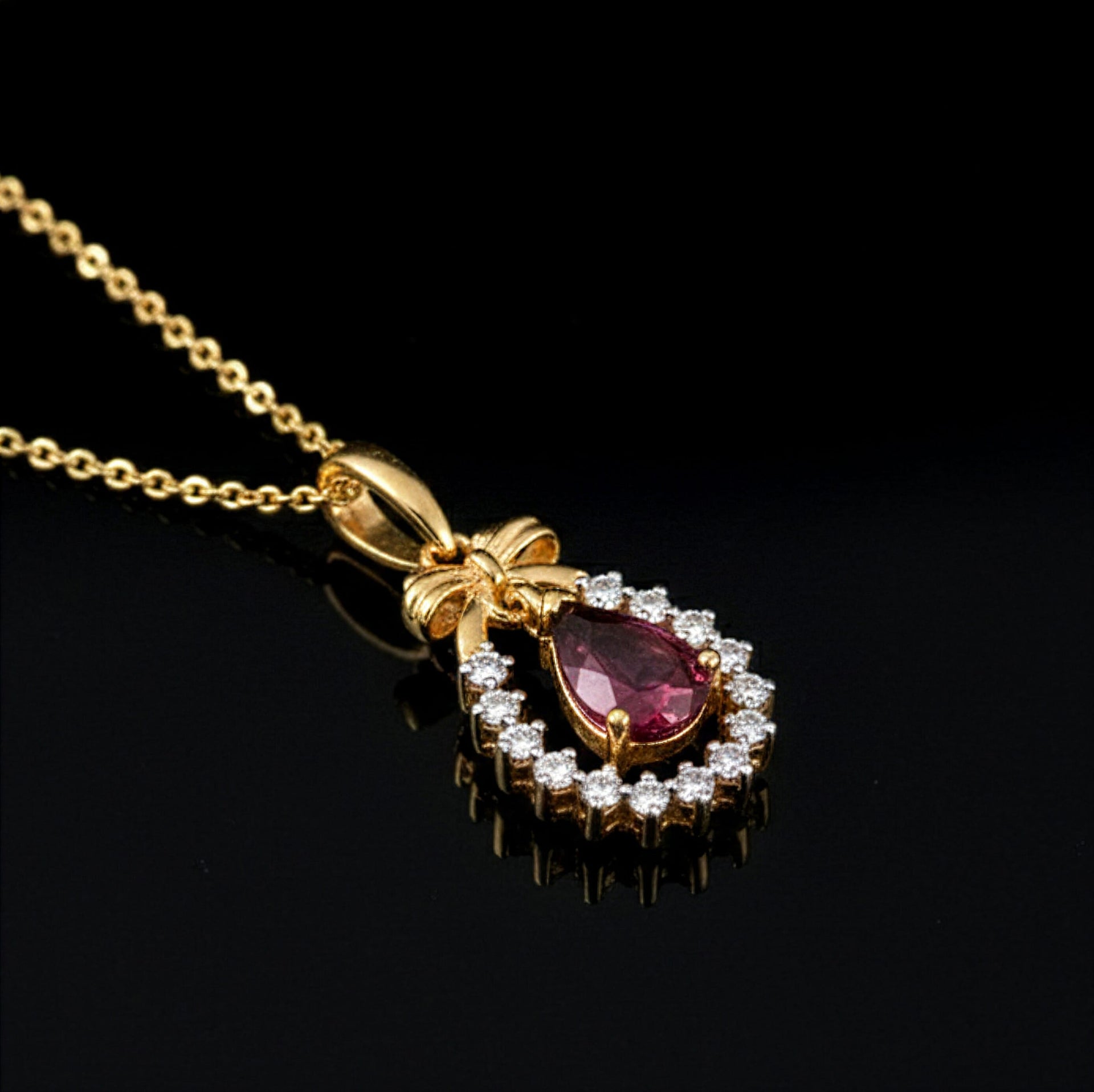 D'Joy Orissa Natural Rhodolite Garnet &amp;  White Zircon Pendant with Chain (Size 20) in Yellow Gold Plated Sterling Silver 1.23 Ct. 4446500 2