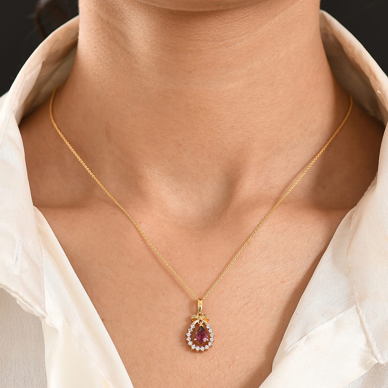 D'Joy Orissa Natural Rhodolite Garnet &amp;  White Zircon Pendant with Chain (Size 20) in Yellow Gold Plated Sterling Silver 1.23 Ct. 4446500 3