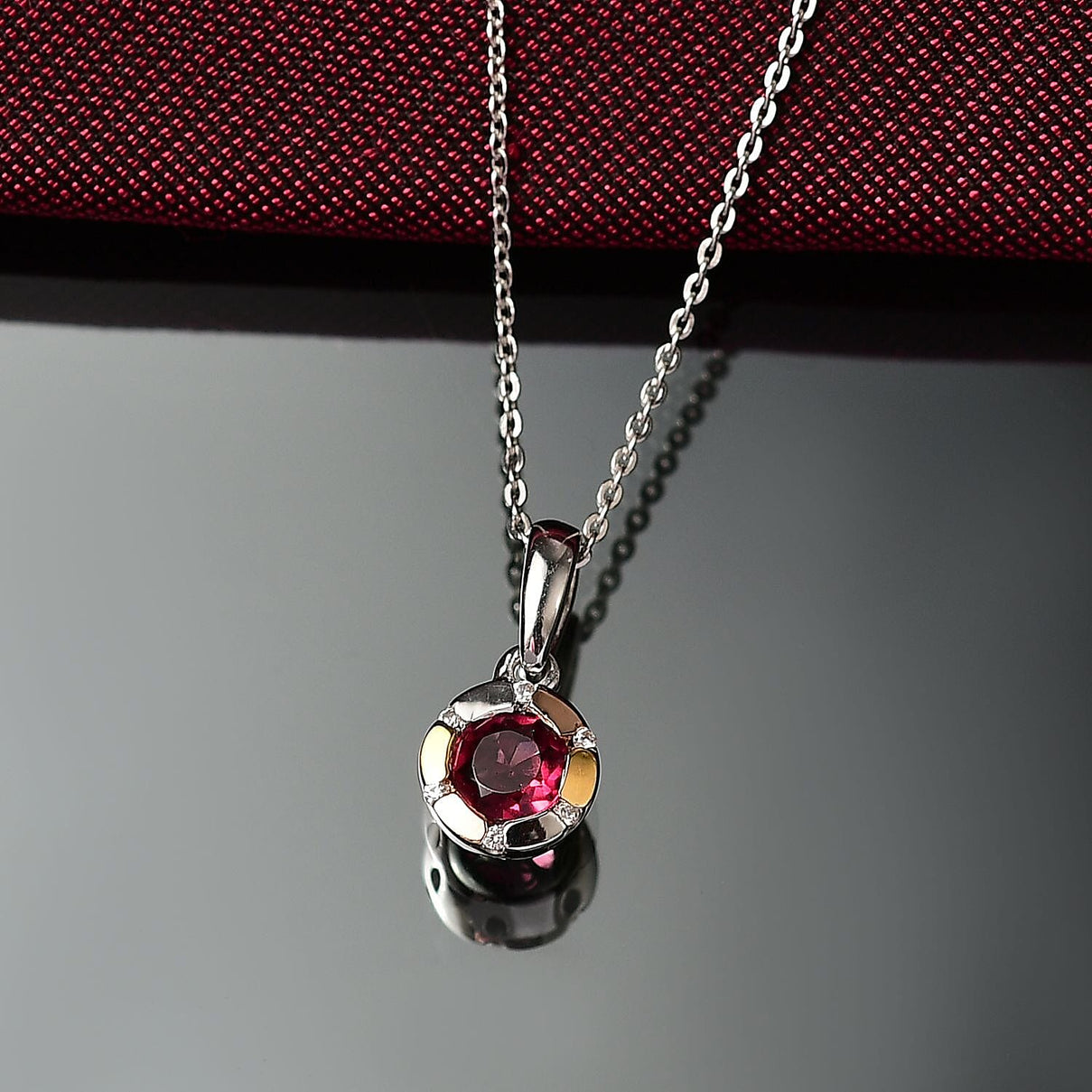 D'Joy Orissa Rhodolite Garnet, White Zircon Solitaire Pendant with Chain (Size 20) in Tri Colour Plated Sterling Silver 4405555 3