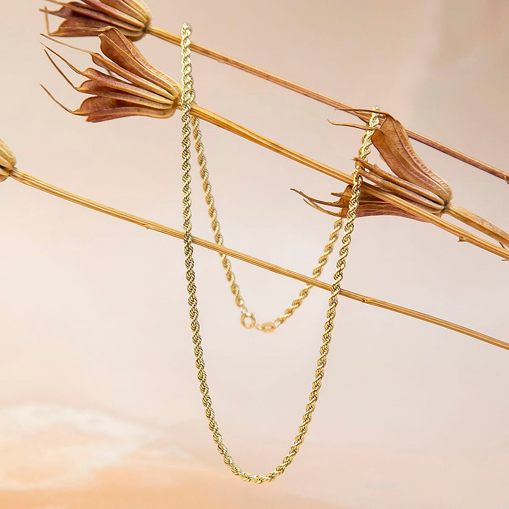 9K Yellow Gold  Chain (Size - 18),  Gold Wt. 2.5 Gms