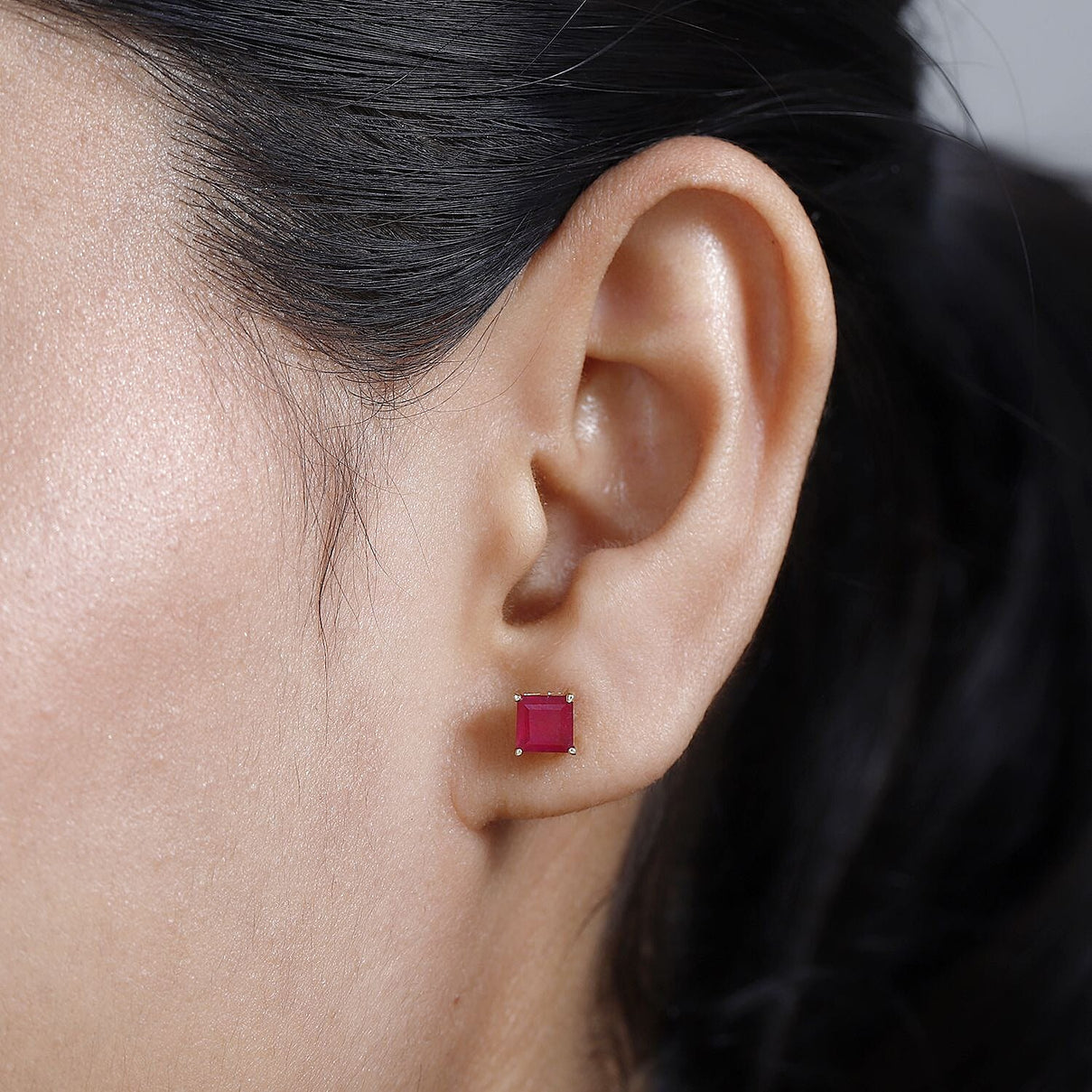 Rosey Delight 1.90 Ct AA African Ruby Solitaire Stud Earrings in 9K Yellow Gold 3551154 3