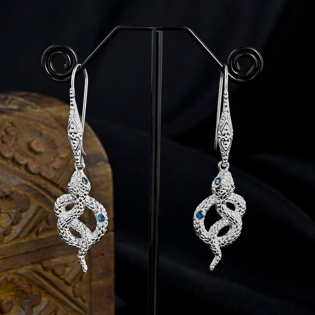 Royal Bali Collection - D'Joy Blue Sapphire & Black Spinel Sterling Silver Serpent Earring with Hook