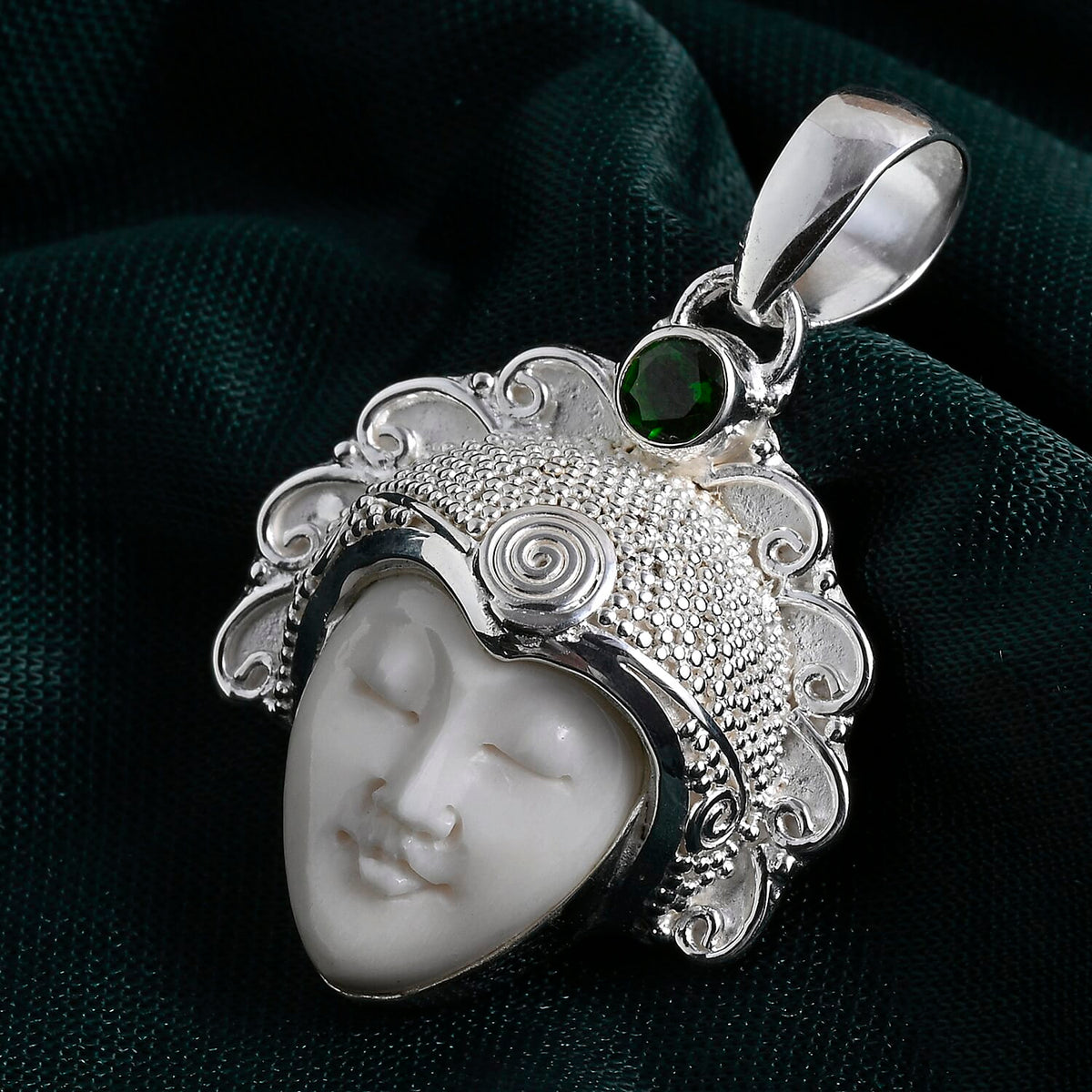 D'Joy Ox Bone &amp; Natural Chrome Diopside Sterling Silver Pendant 2.05 Ct, Silver Wt. 12.50 Gms V32557539 3
