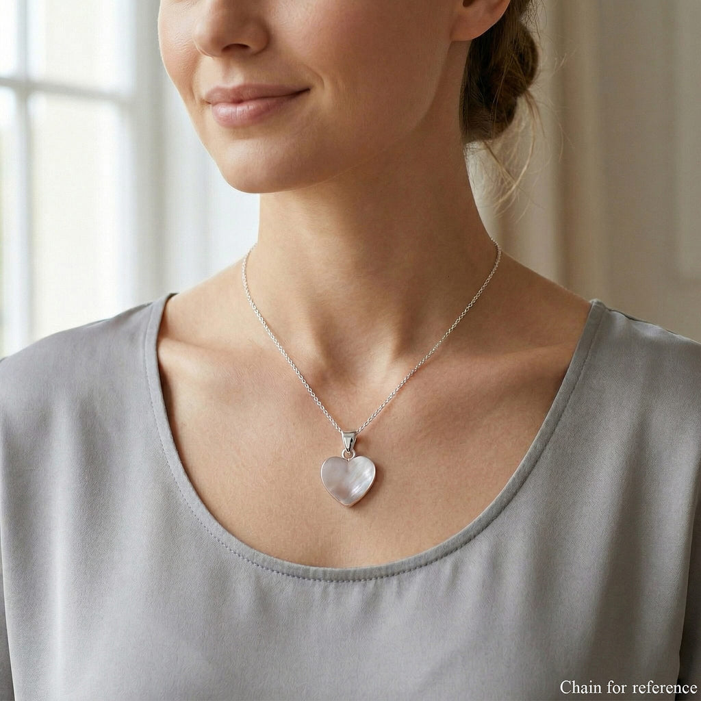 Royal Bali Collection - Mother Of Pearl Sterling Silver Heart Pendant  6.90 Ct.