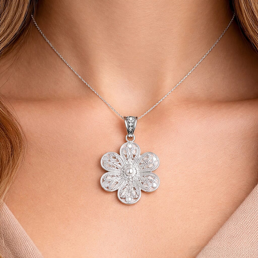 Royal Bali Collection - Sterling Silver Floral Pendant