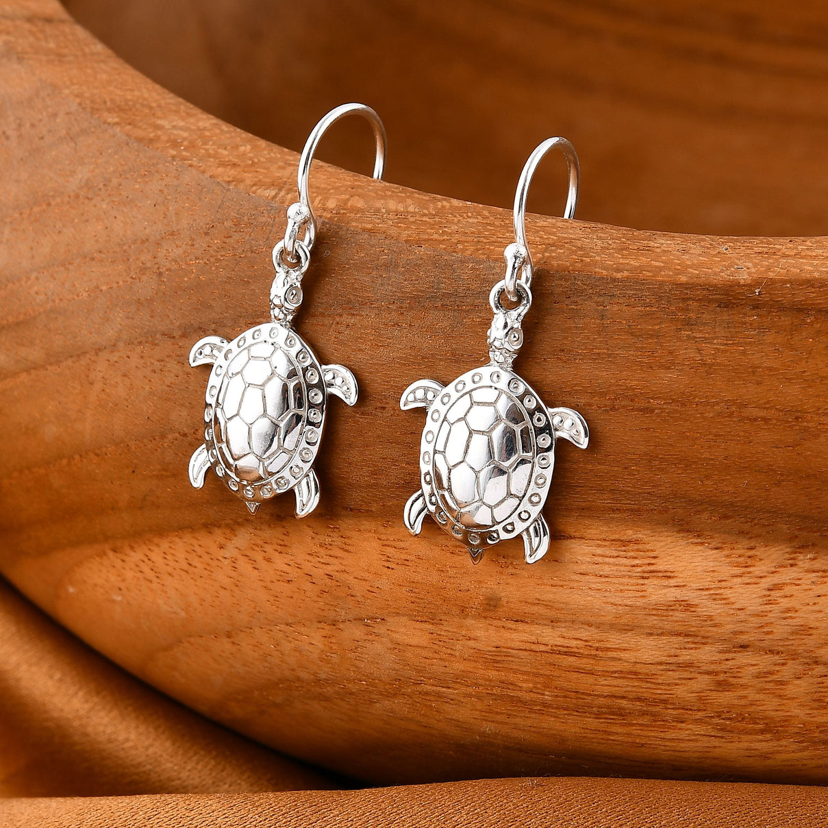 Royal Bali Collection - Turtle Earring with Hook in Sterling Silver 7620820 2