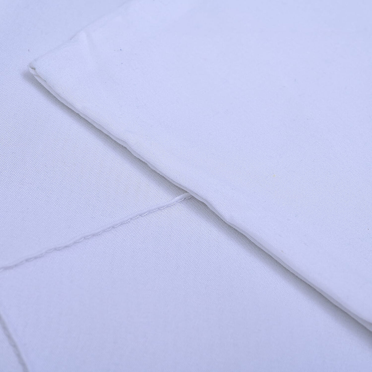 4 Piece Set Solid Microfibre 1 Flat Sheet,1 Fitted Sheet and 2 Pillowcases - White 3844784 3