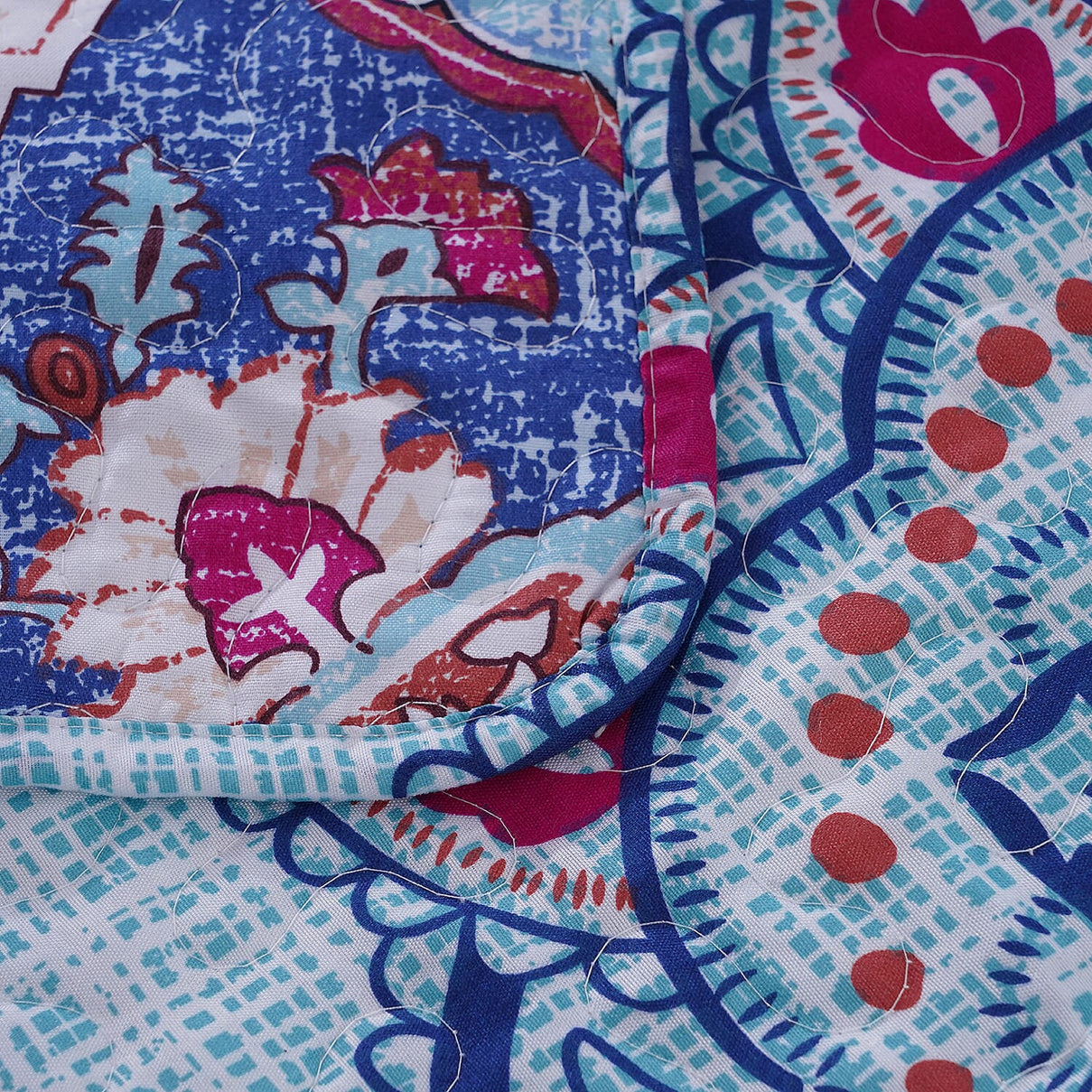 3 Piece Set of Abstract Floral Pattern Quilt and 2 Pillow Covers - Blue and Multi 3828016 4