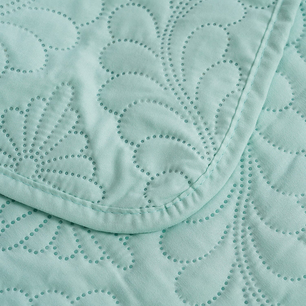 Pinsonic Quilt (Size King) and 2 Pillow Case - Mint Colour