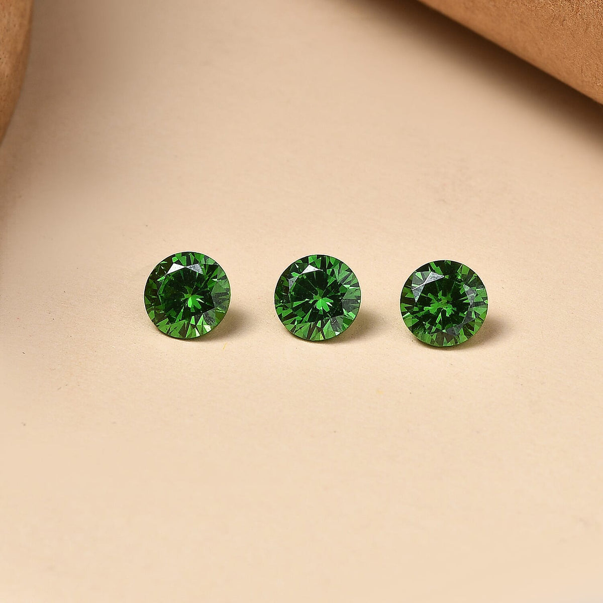 Set Of 3 Green Cubic Zirconia Round 6 mm Gemstone, 4.03 Ct 8505915 1
