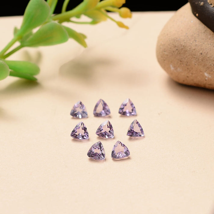Set Of 8 Pink Amethyst Trillion 4 mm Gemstone, 1.59 Ct 8511525 2