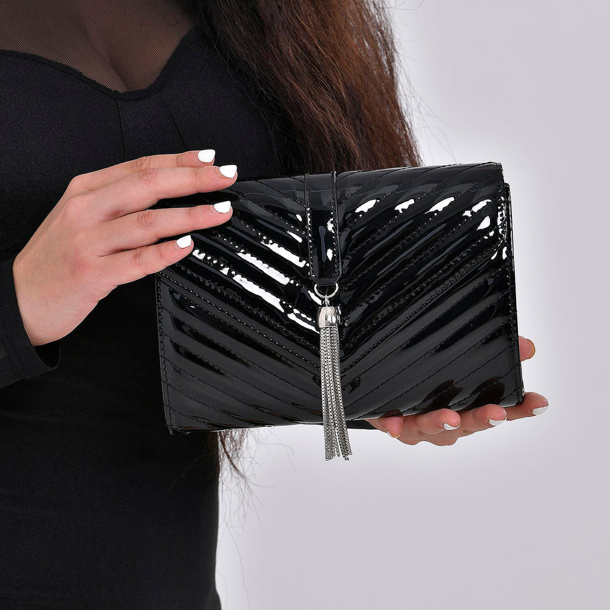 PU V shaped Quilted Design Crossbody Bag 7612378 2