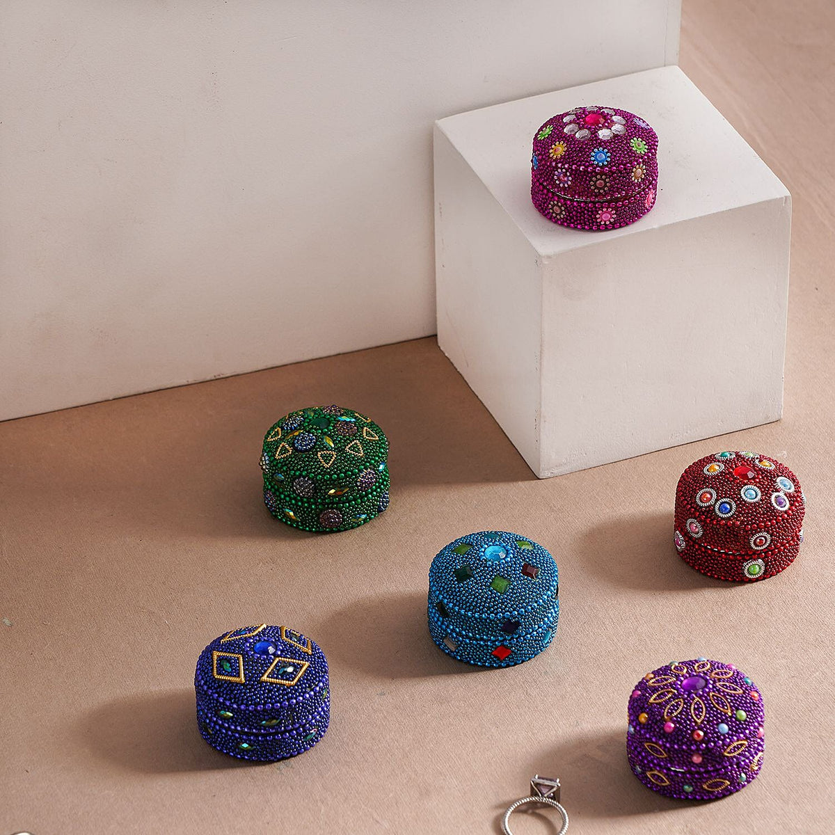 Set of 6 Beaded Trinket Boxes  (Size 2x1 Cm) - Multi 7913036 2