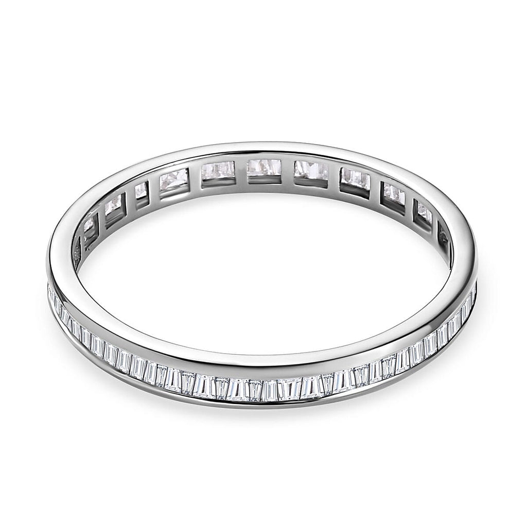 950 Platinum  I1  White Diamond  GH, I1 Band Ring 0.49 ct,  Platinum Wt. 2.7 Gms  0.490  Ct.