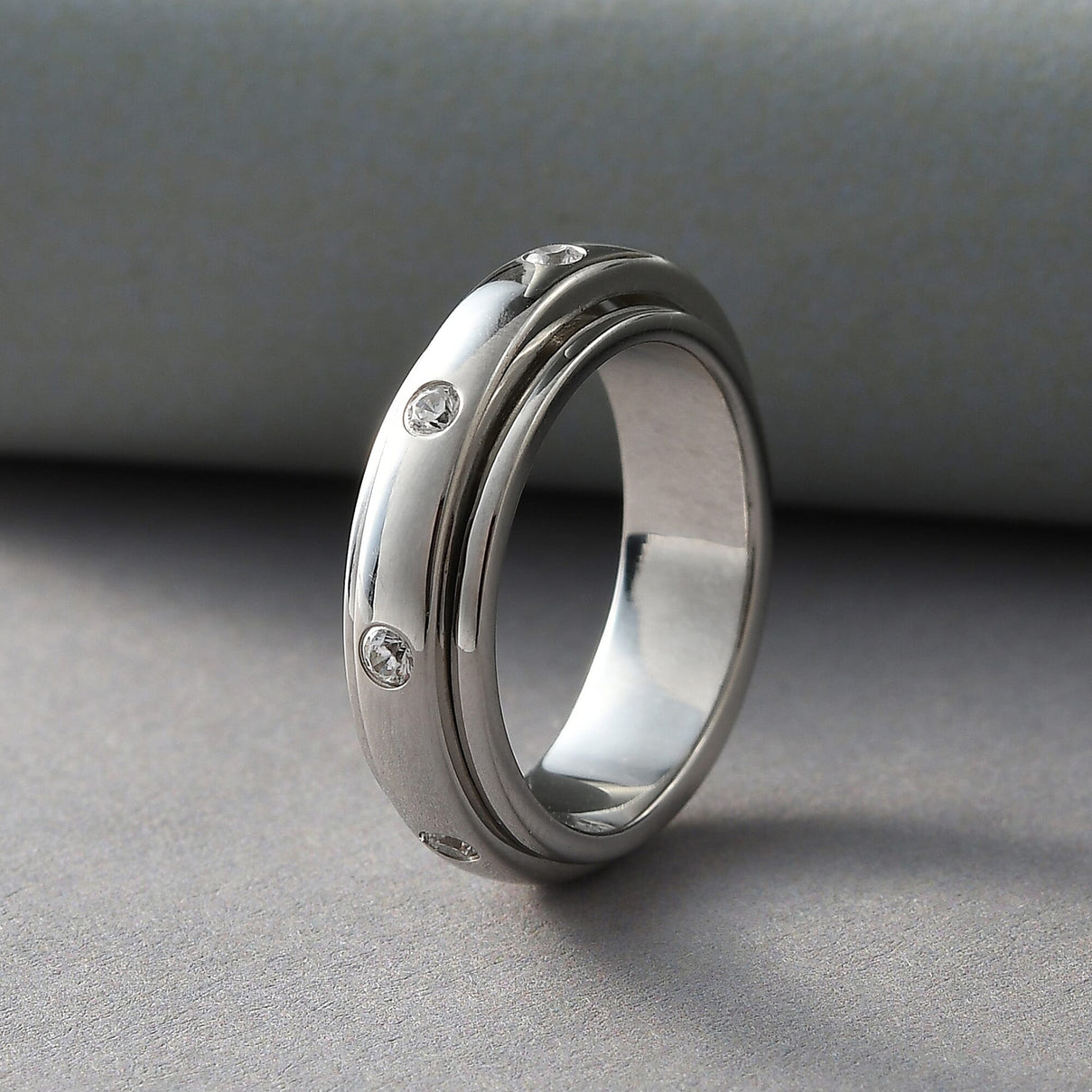 Simulated Diamond Spinner Ring in Platinum Plated Sterling Silver 7523421 2