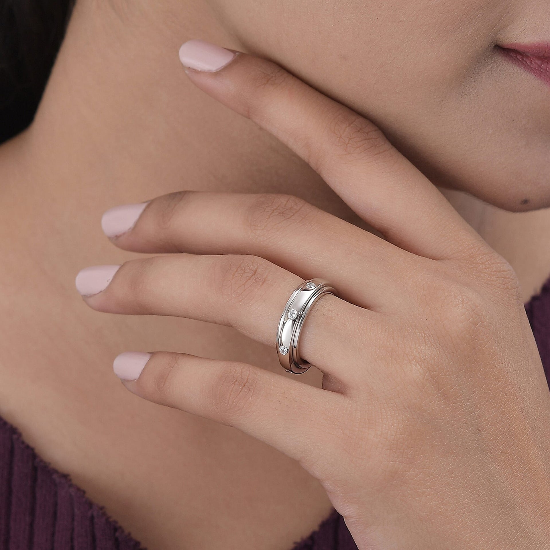 Simulated Diamond Spinner Ring in Platinum Plated Sterling Silver 7523421 5