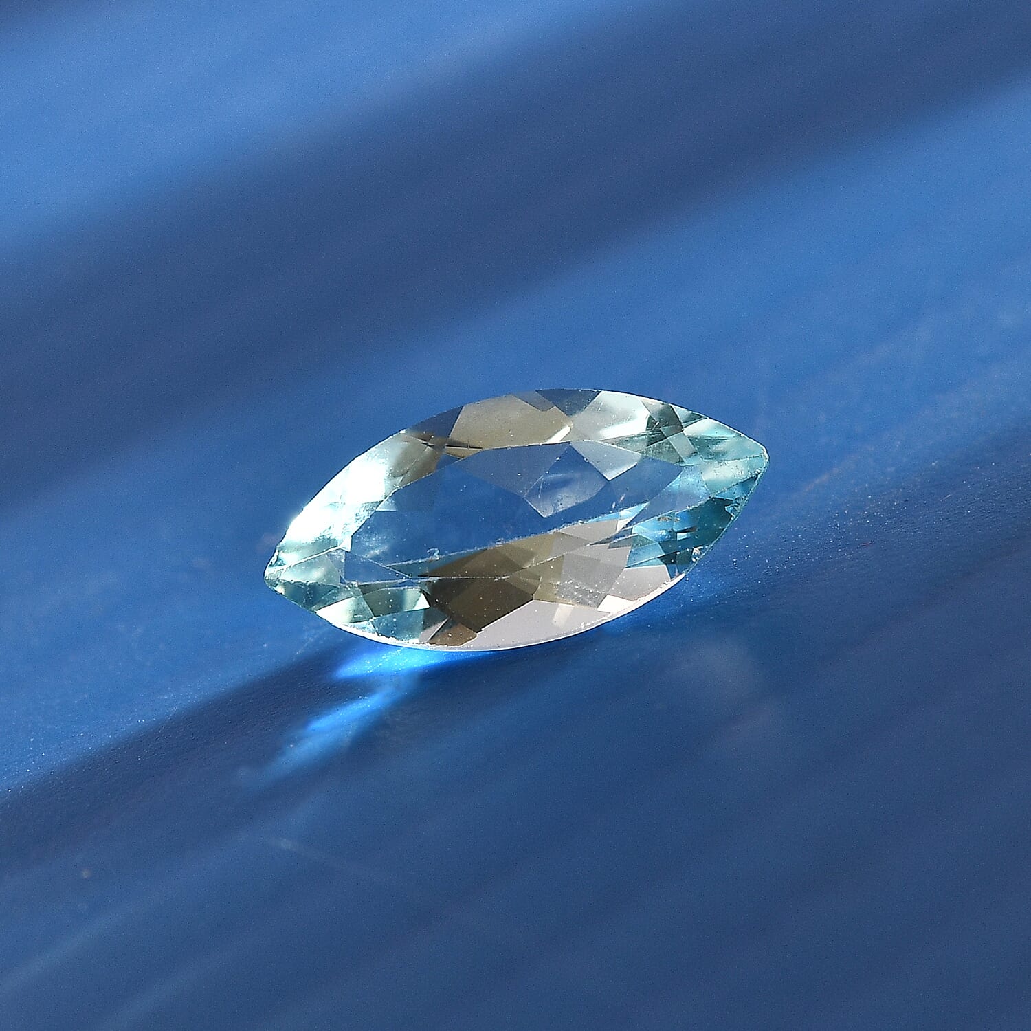 1.7 Ct. Skyblue Topaz Marquee Loose Gemstone (12x6 mm) 8071119 1