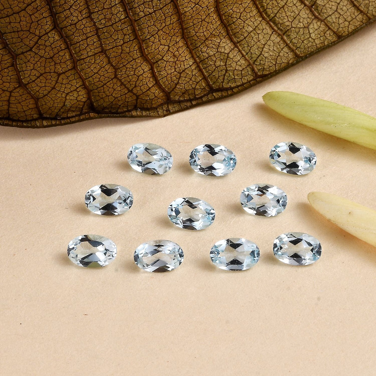 Set of 10 Skyblue Topaz Loose Gemstones in Oval Shape (6x4) 7934234 2