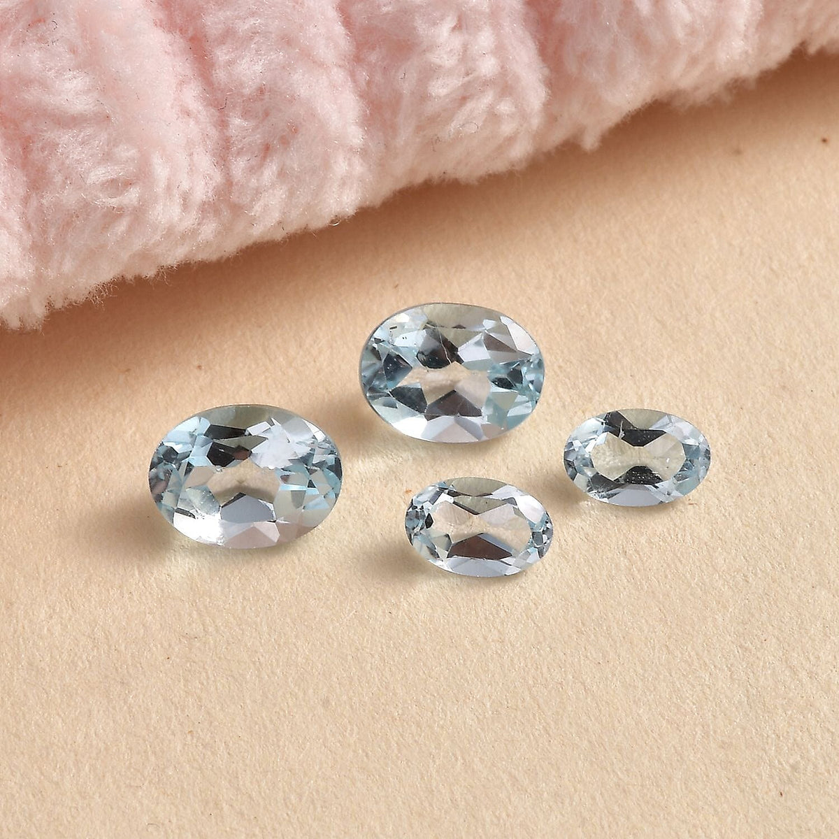 Set of 4 Skyblue Topaz Loose Gemstones in Oval Shape (mix) 7934222 2
