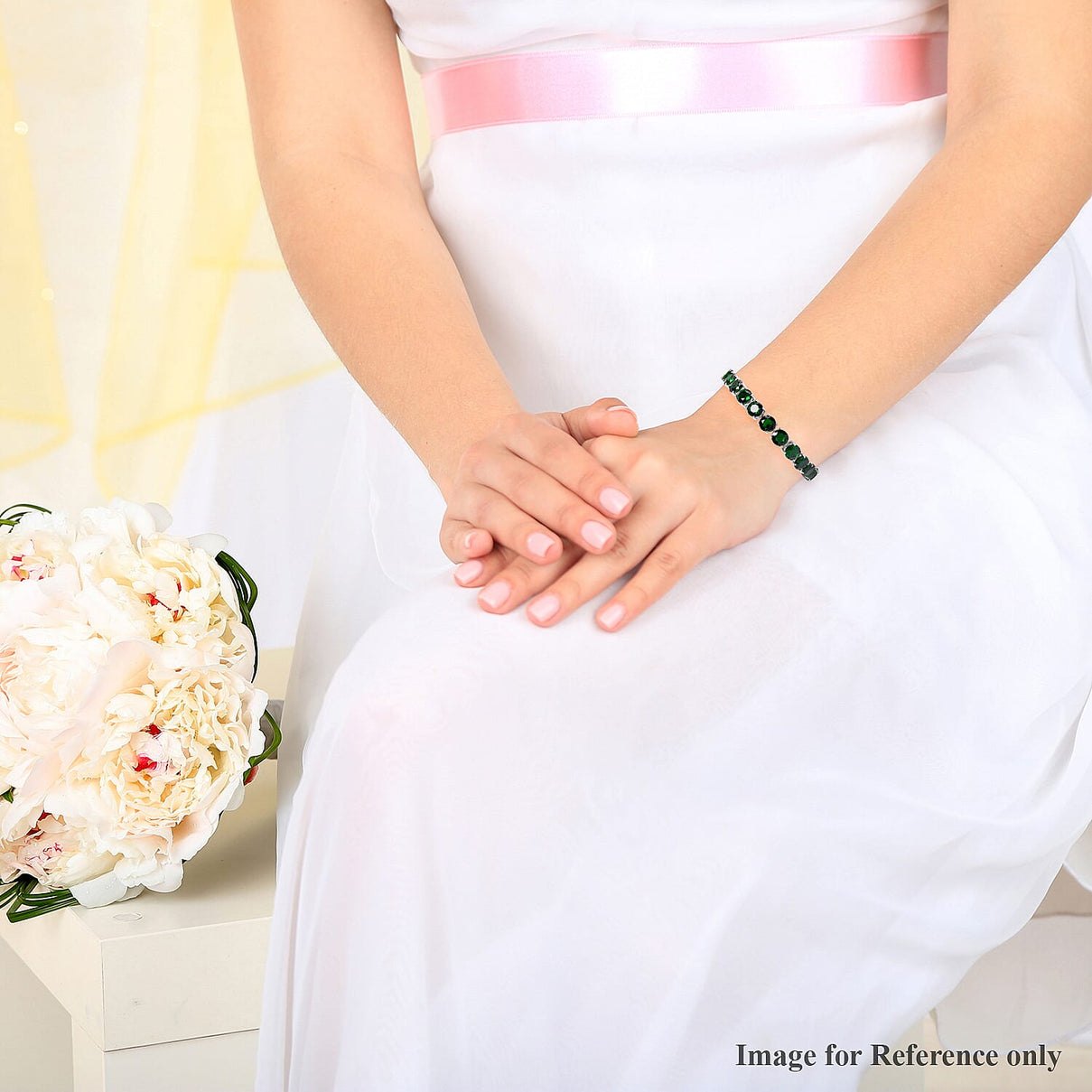 Sleek and Shiny Tennis Bracelet with Simulated Emeralds  in Silver Tone Size 8 with Extender 3667568 3