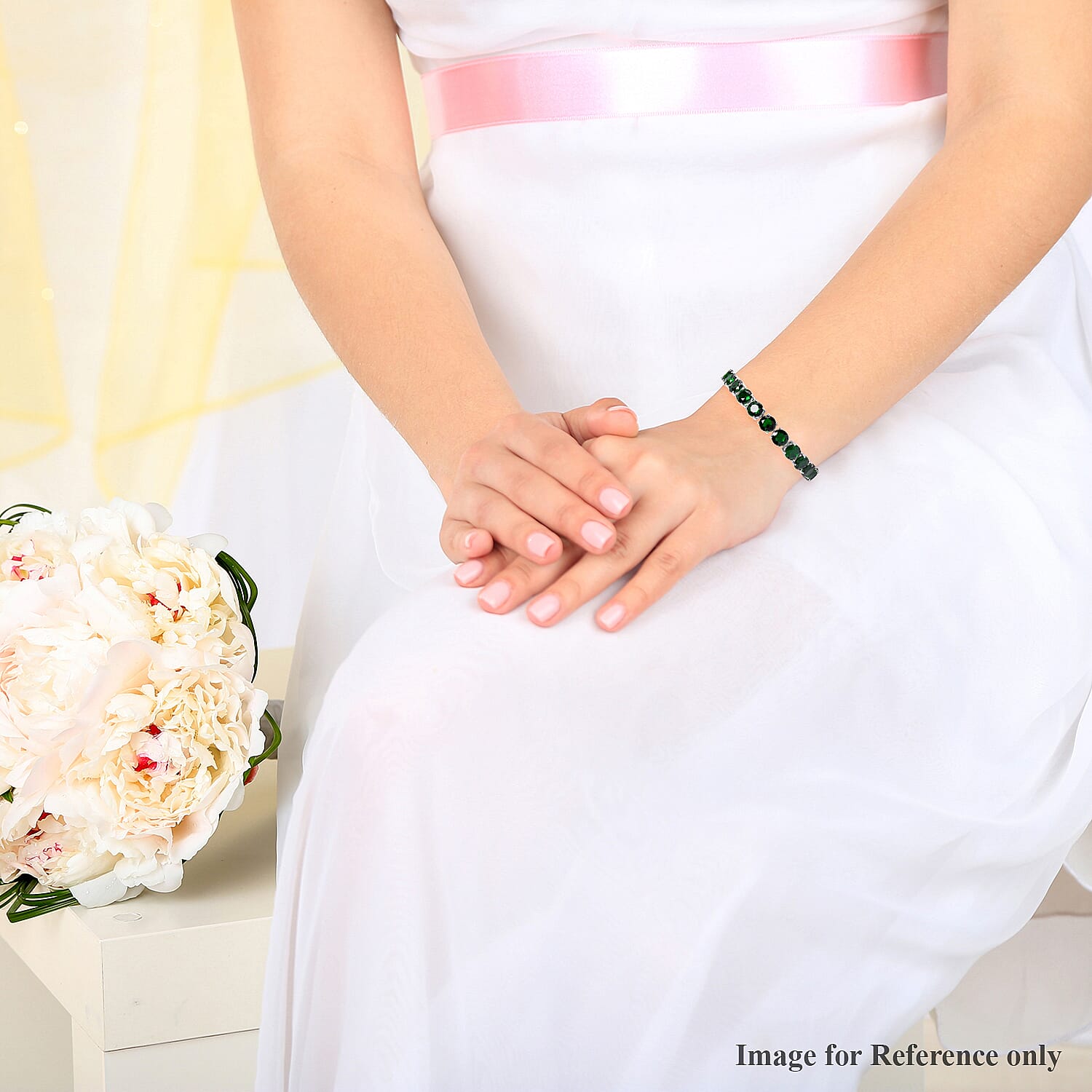 Sleek and Shiny Tennis Bracelet with Simulated Emeralds  in Silver Tone Size 8 with Extender 3667568 3