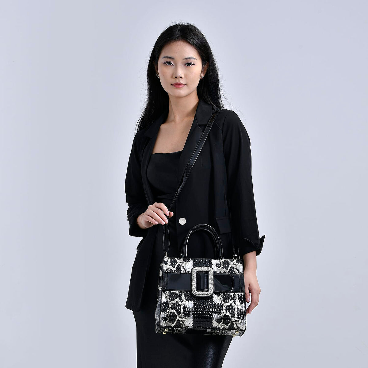 Snakeskin Embossed Crossbody Bag 7848695 3