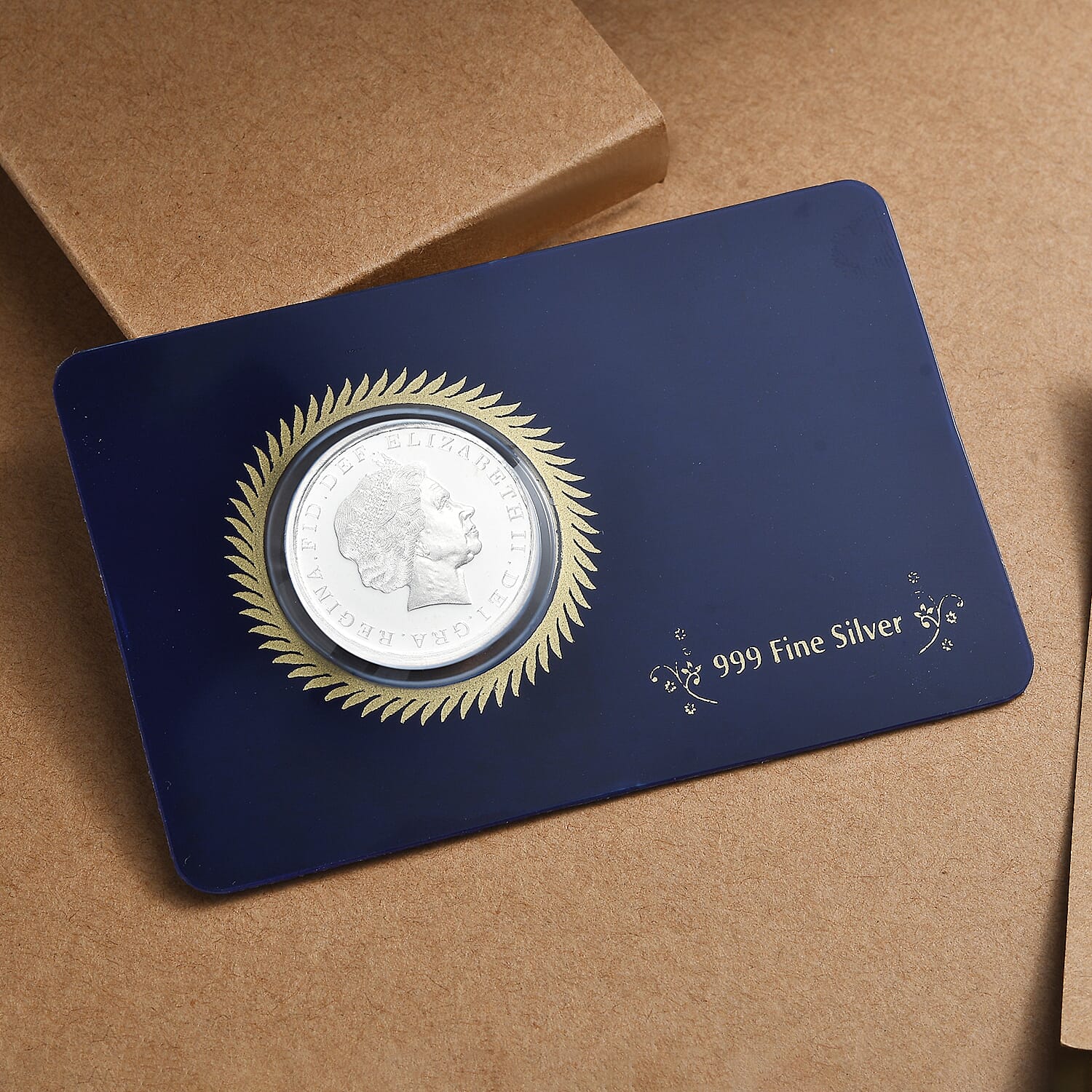 FINE 999.0 Silver  Collectors Edition Coin, Silver Wt.5.00 Gms. 8084022 2