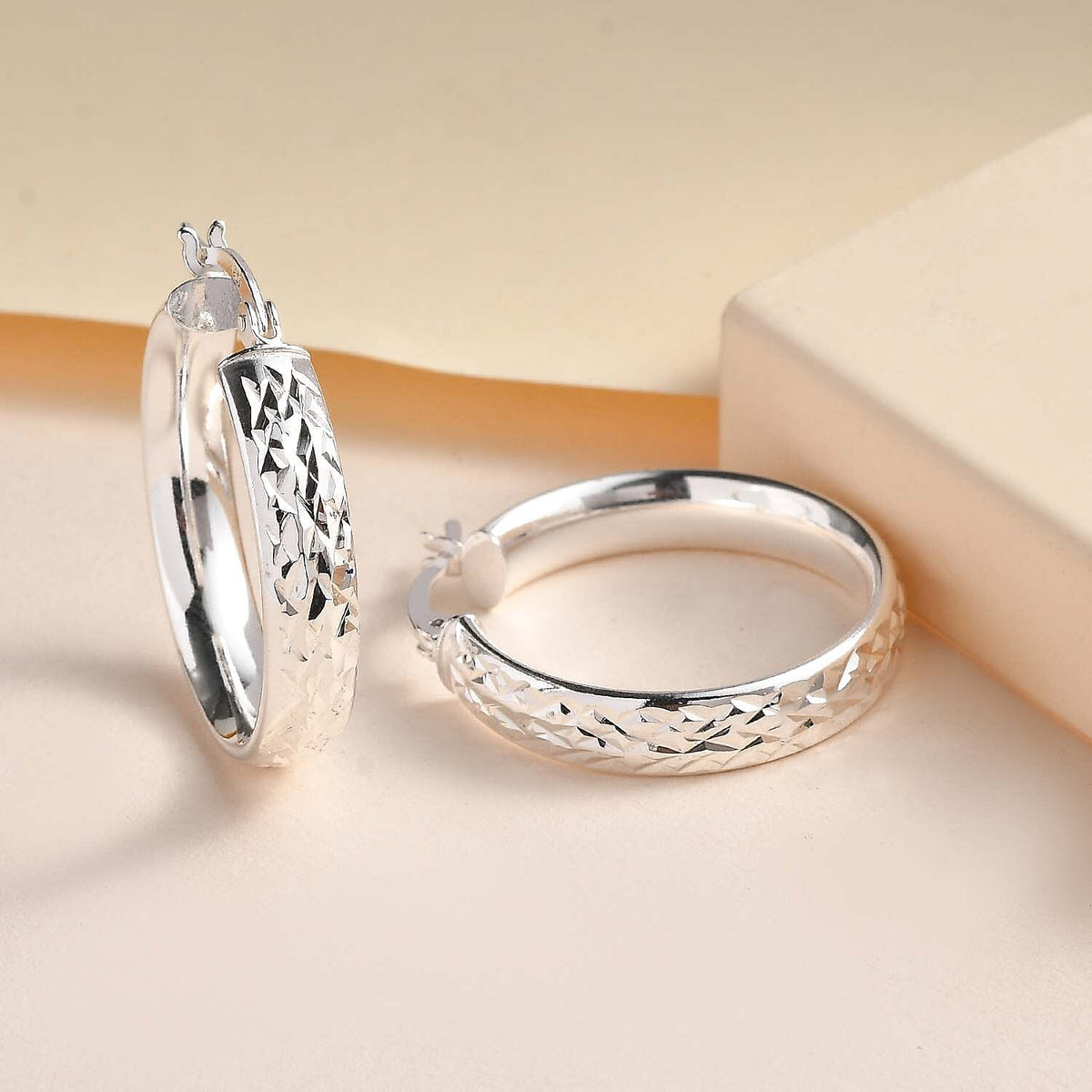Sterling Silver Diamond Cut Hoop Earrings 7800562 2