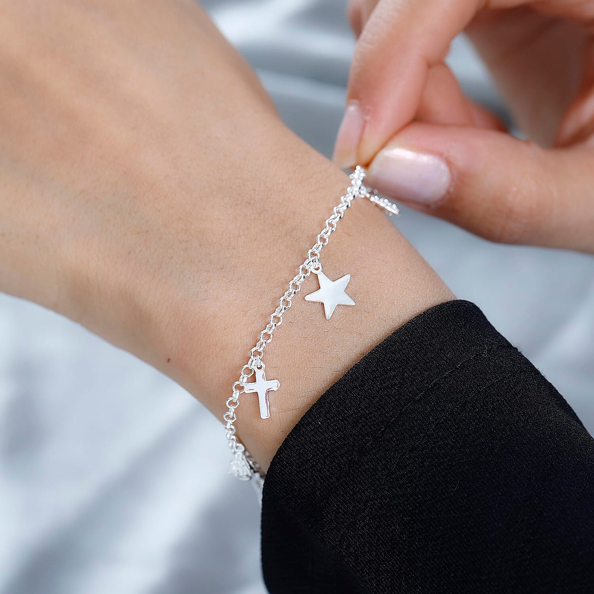 Sterling Silver Christmas Charm Bracelet (Size - 7.5) 7262114 3