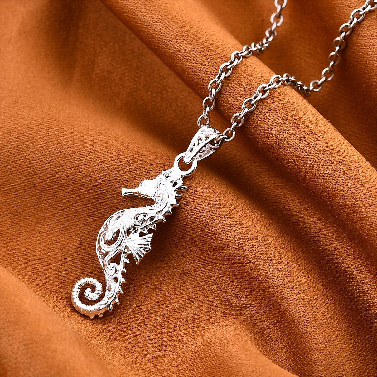 Sterling Silver Seahorse Pendant 7768442 2