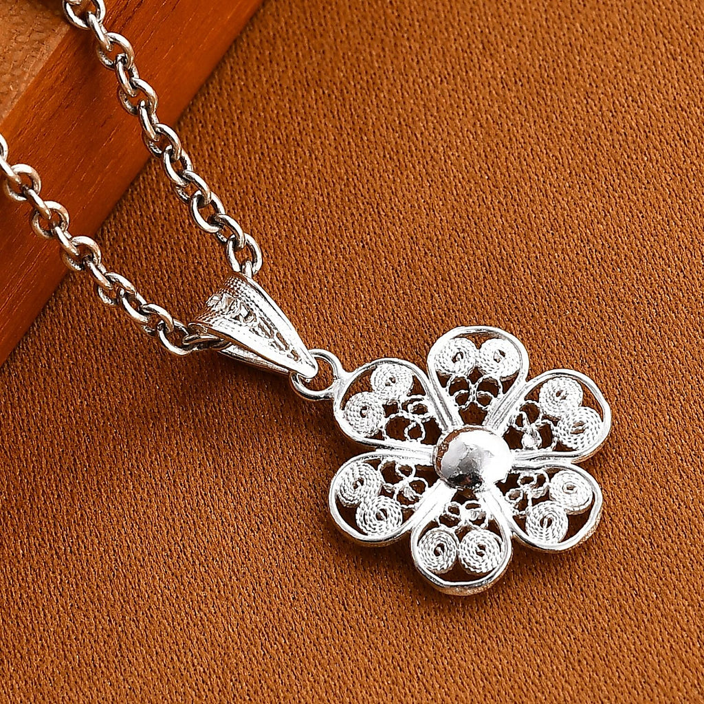 Floral Pendant in Sterling Silver