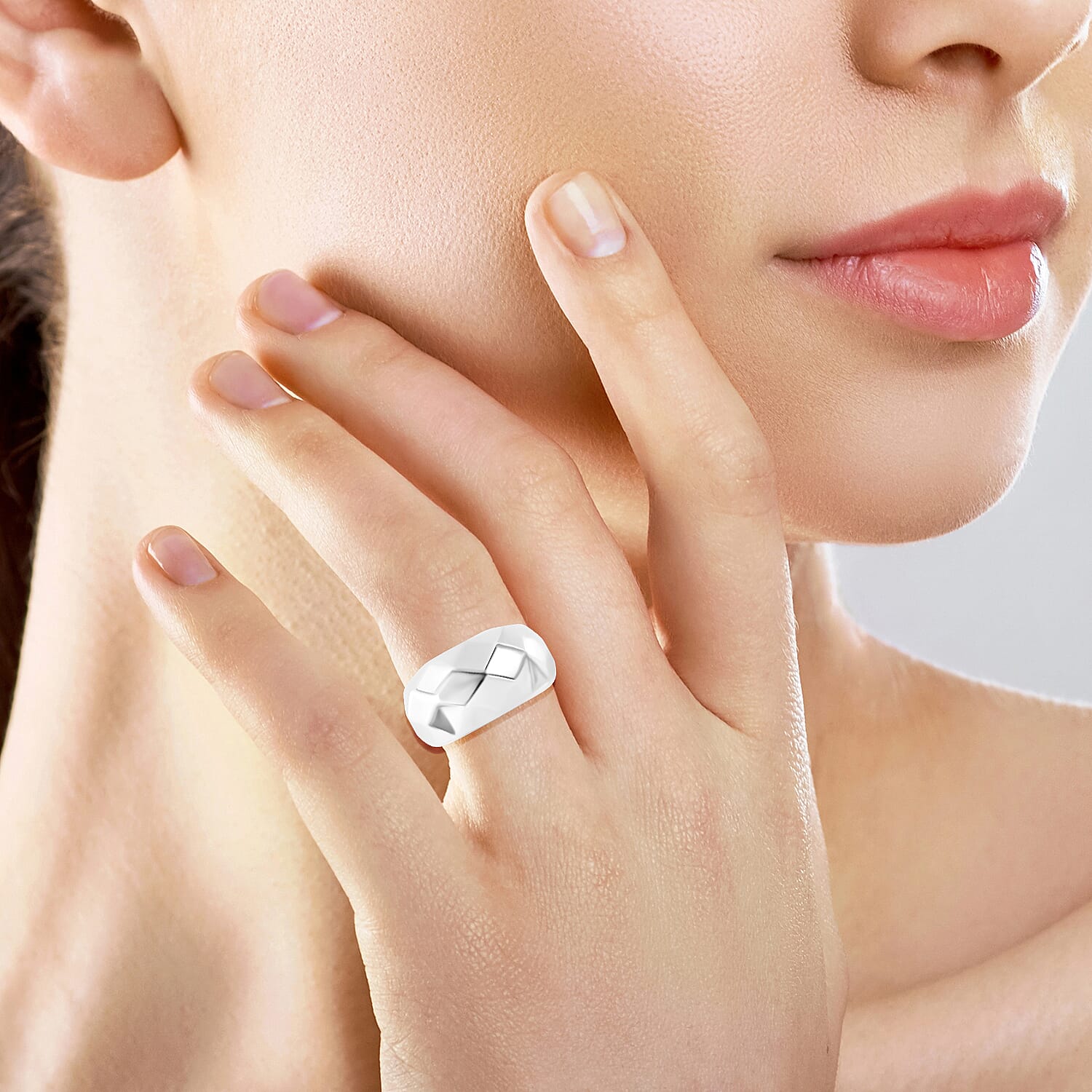 JCK Vegas Closeout - Sterling Silver Diamond Cut Band Ring 7803027 2
