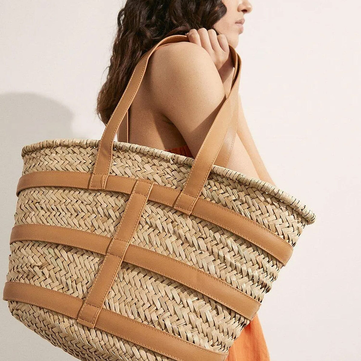 Straw Tote Bag - Tan V32530416 1