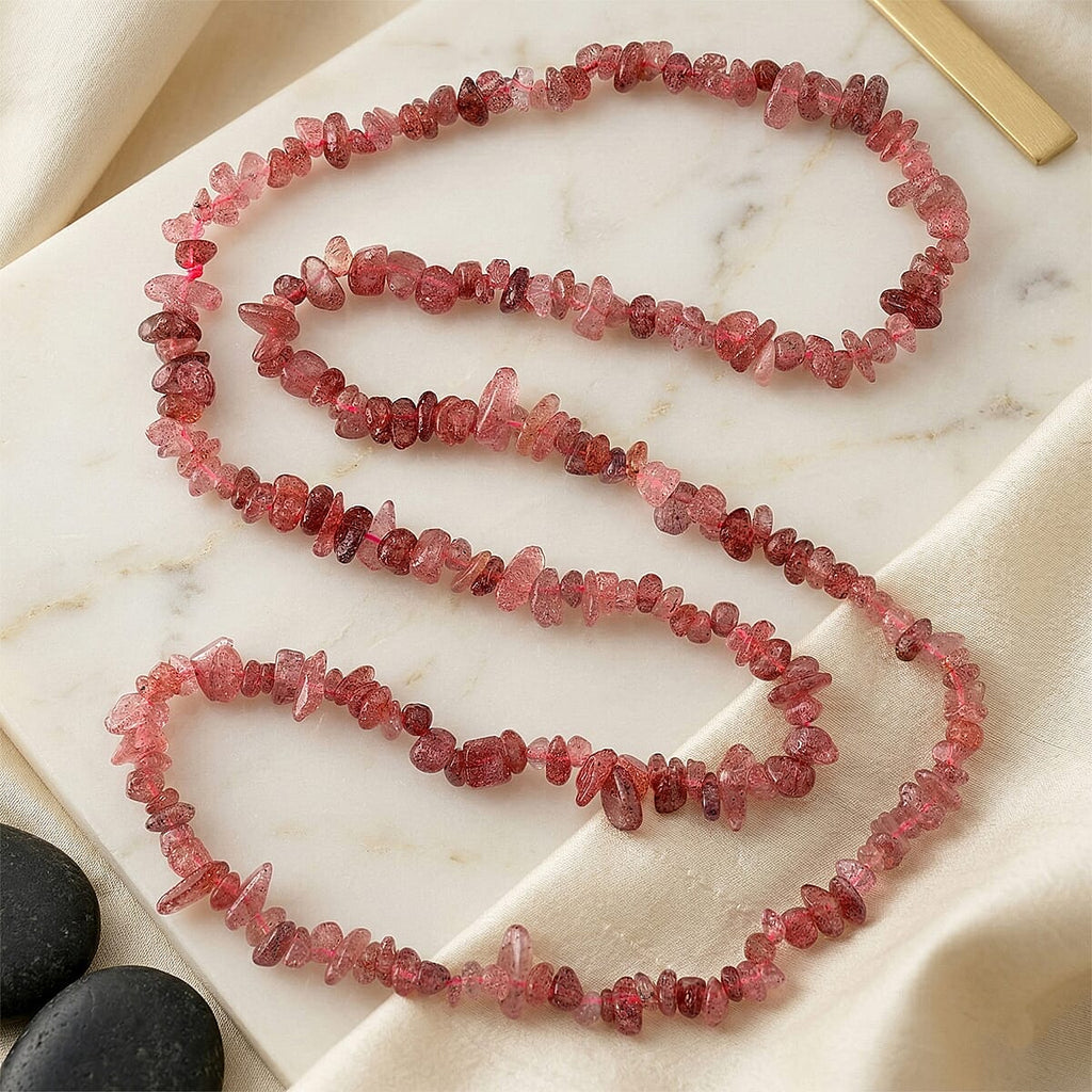 Strawberry Quartz Chips Necklace (Size - 32) 353.00 Ct.