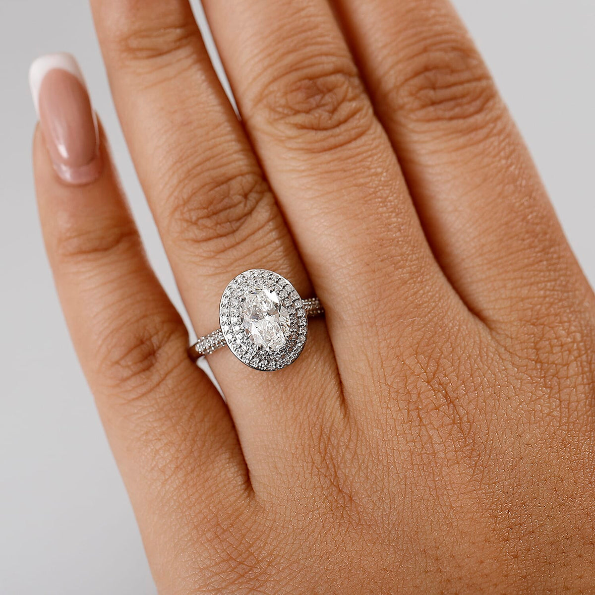 LUXURIANT 950 Platinum IGI Certified (VS-EF) Lab Grown Diamond Ring 2 Ct 8062843 3